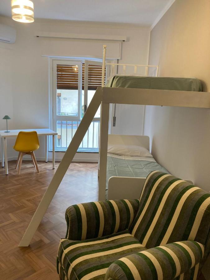 Casa Vacanze Monroe ปาแลร์โม ภายนอก รูปภาพ