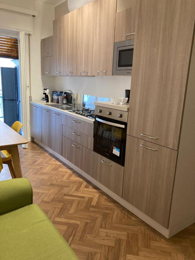 Casa Vacanze Monroe ปาแลร์โม ภายนอก รูปภาพ